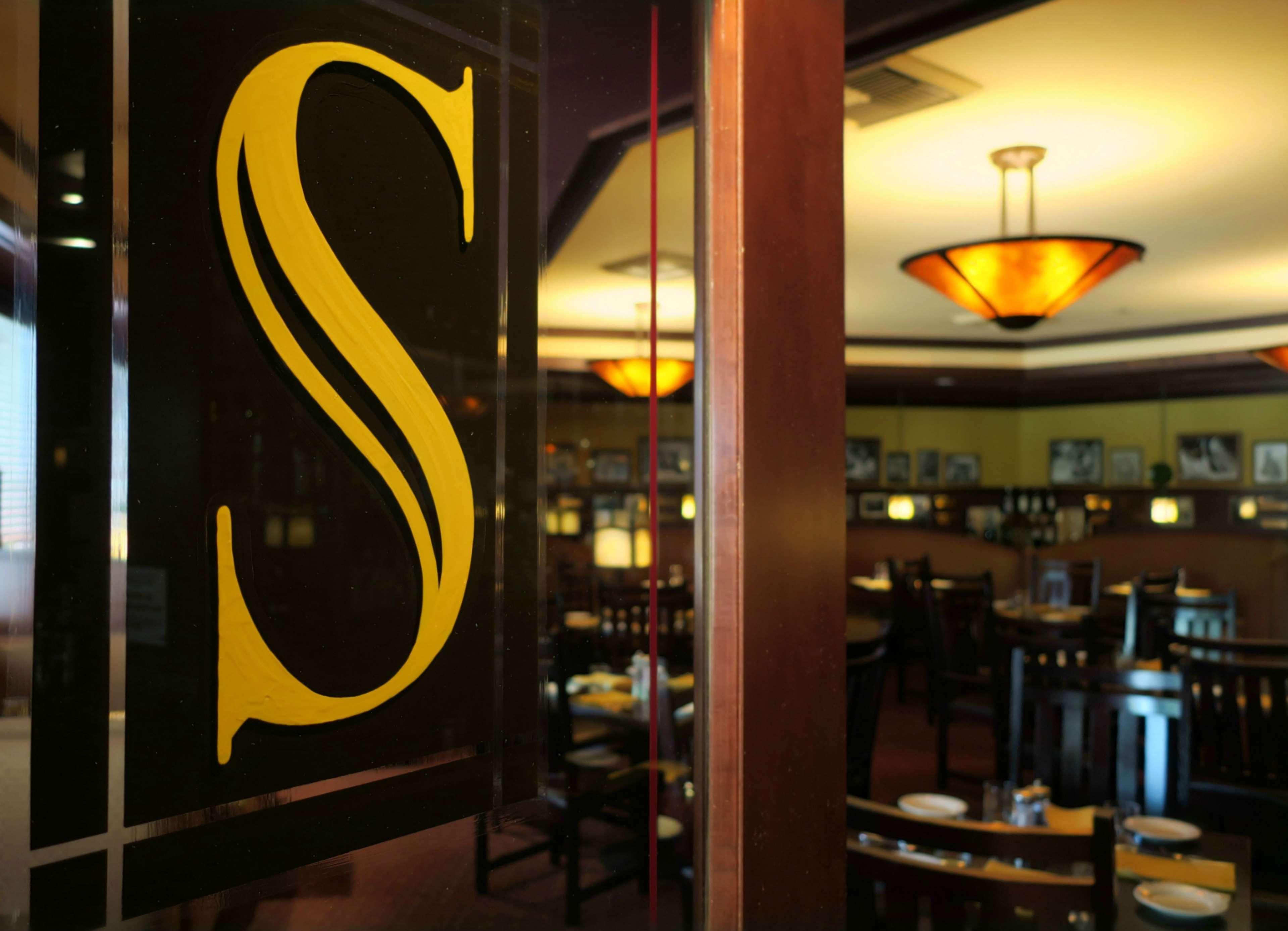 Doubletree By Hilton Spokane City Center Экстерьер фото